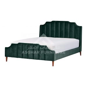 streep-wingback-bed-2-1.jpg